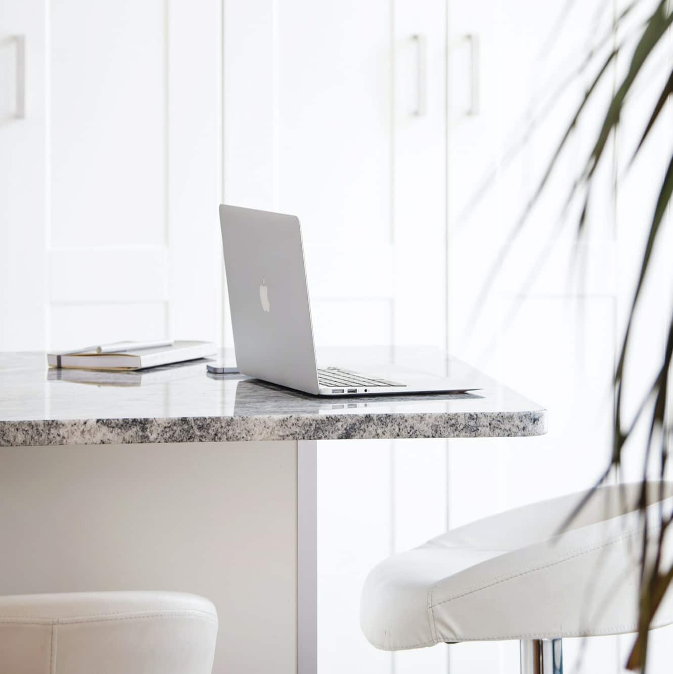 Multifamily Real Estate Streamline annemarie-gruden-4pyy-ozgix8-unsplash